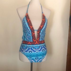 Bathing suit